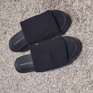 Black platform sandals